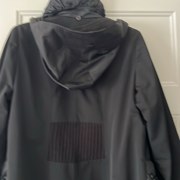 A black trench coat size 8 detachable hood and lining, high fashion - Picture 6 of 6